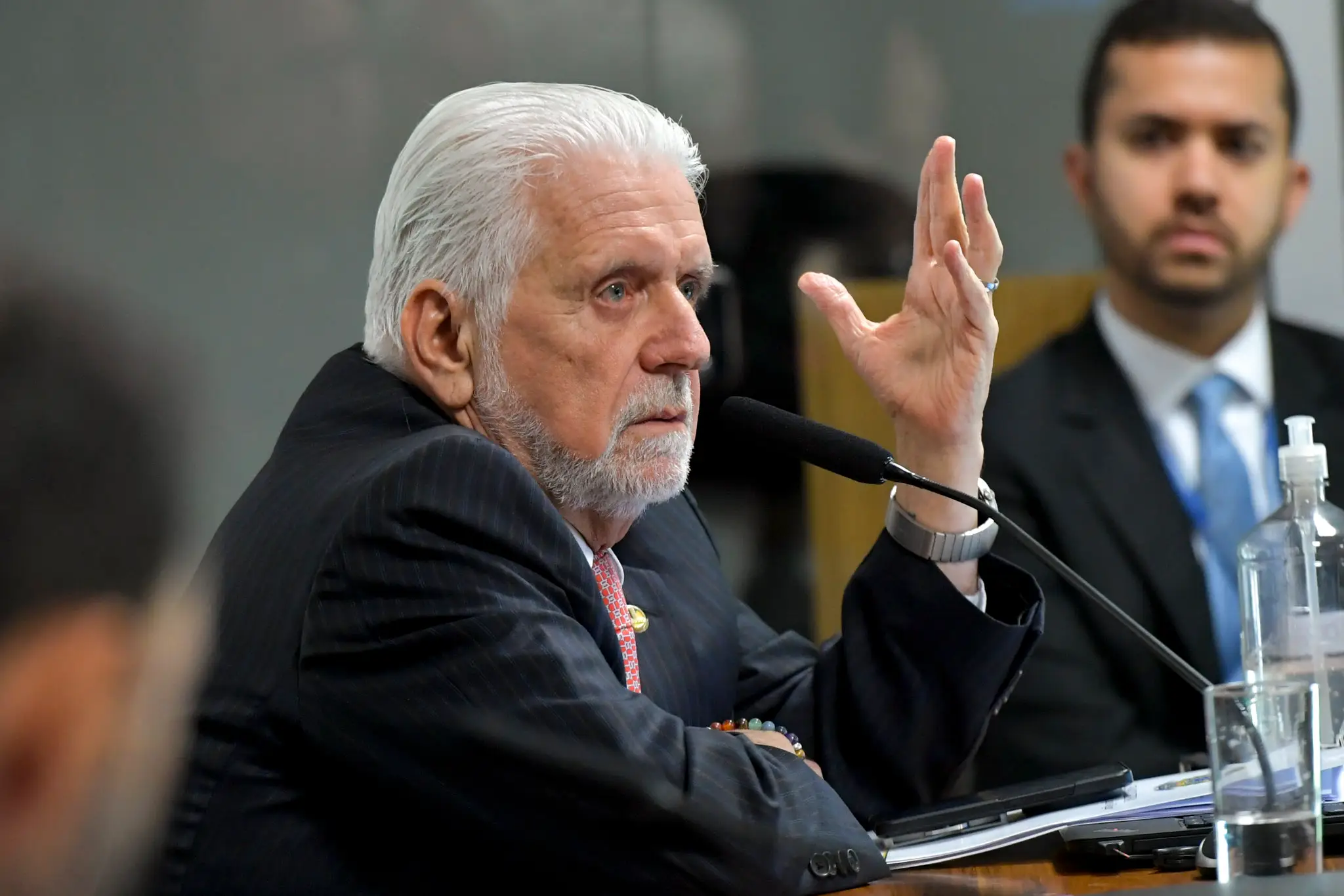 Jaques Wagner entra na mira de monitoramento telefônico autorizado pelo STF